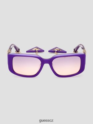 GUESS Boty - GUESS čtvercové plastové sluneční brýle s klíčenkami fialová ženy 2BRD3662 příslušenství
